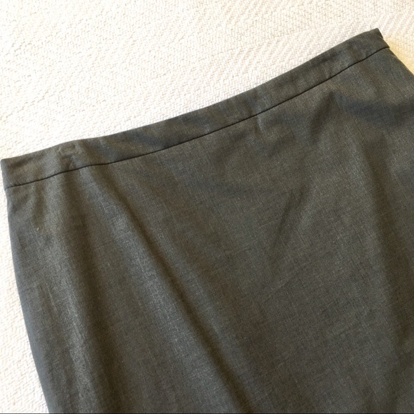 KORS Michael Kors Gray Pleated Pencil Skirt Size 6 - Picture 3 of 8